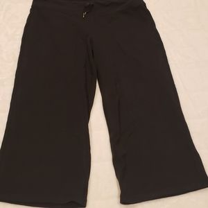 Lululemon capris